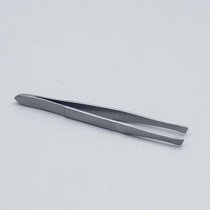 Zinger Пинцет для бровей скошенный маленький / Classic B 162 FD, 76-78 мм, серебристый матовый
