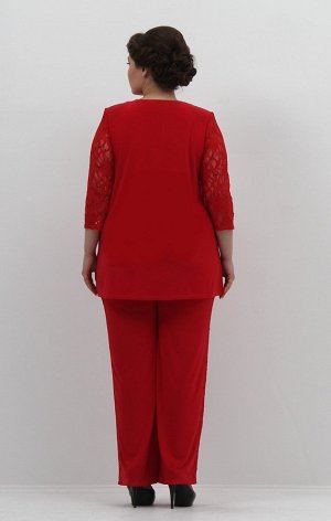 Красный Модные брюки прямого фасона на удобной резинке по верхней части модели. Оригинальность брюкам придают вставки-лампасы, выполненные из кружевной ткани с небольшим блеском. Эта модель брюк безуп