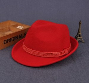 Шляпа Шляпа, оформленная декоративной веревкой цвет: КРАСНЫЙ, смесь шерсти. Размер (обхват головы, см): M (56-58см)