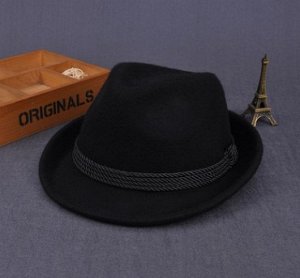 Шляпа Шляпа, оформленная декоративной веревкой цвет: ЧЕРНЫЙ, смесь шерсти. Размер (обхват головы, см): M (56-58см)