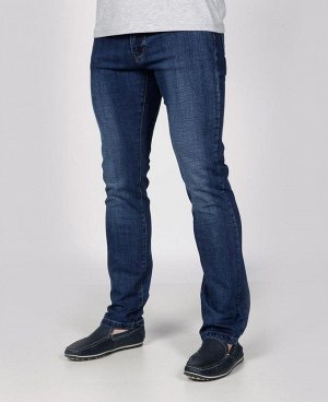 . Синий
Молодежные пятикарманные джинсы зауженного кроя, с застежкой на молнию.
Состав: 72% - хлопок, 26% - полиэстер, 2% - спандекс.