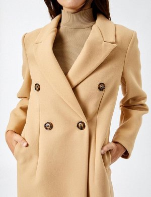 Длинное пальто-манжеты на пуговицах, двубортный разрез, пояс