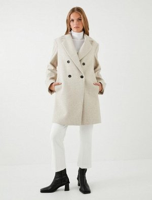 Пришитое пальто, двубортное, на пуговицах, с карманами