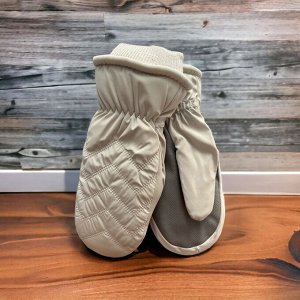 Варежки женские