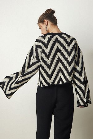 Женский черный кремовый свитер из толстого трикотажа с испанскими рукавами и узором YU00006