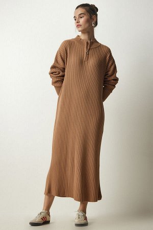 happinessistanbul Женское трикотажное платье оверсайз в бисквитную рубчику DD01251