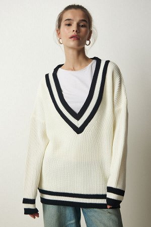 Женский вязаный свитер оверсайз с v-образным вырезом в полоску и косточкой YY00191