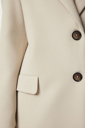 Женское кремовое двубортное пальто на пуговицах с воротником TO00114