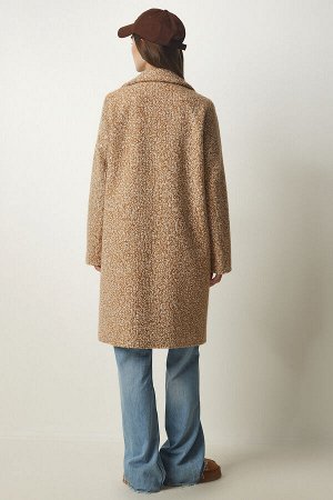 Женское бисквитное двубортное пальто-букле с воротником и карманами DD01273