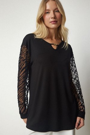 Женская черная стильная трикотажная блузка с прозрачными рукавами TO00091