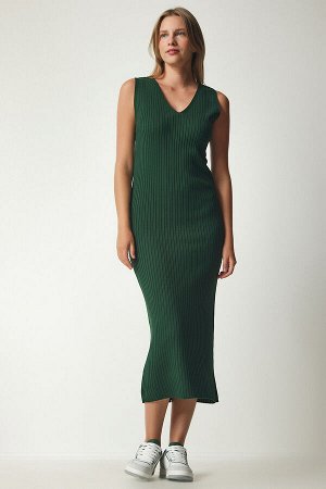 Женское темно-зеленое вязаное платье-свитер на шнуровке KG00006