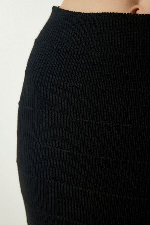 Женский черный укороченный трикотаж в рубчик, костюм-свитер с юбкой YY00190