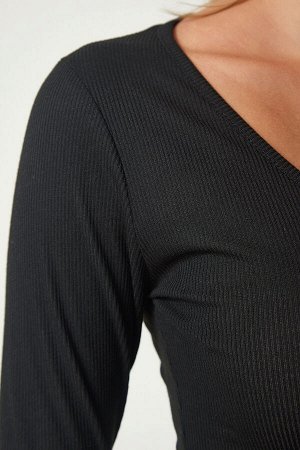 Женская черная кремовая трикотажная блузка с v-образным вырезом из двух комплектов UB00202