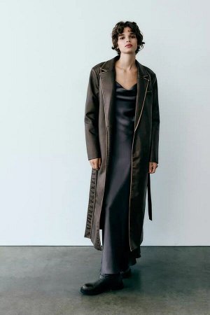 Женское пальто из экокожи, с поясом