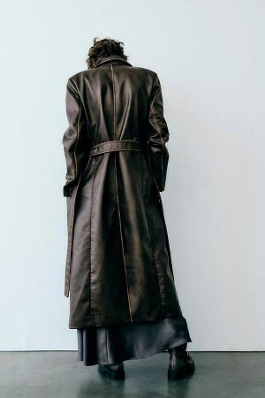 Женское пальто из экокожи, с поясом