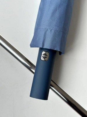 Зонт Большой качественный зонт, чехол в комплекте.

📸Фотографии выполнены нами, поэтому Вы получите именно ту вещь которую, видите на фото.

✔️РАЗМЕР: 
Диаметр: 102 см
Высота: 62 см

ЦВЕТ: СИНИЙ.

✔️К