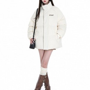 Зимняя куртка свободного кроя, с воротником-стойкой, молочный