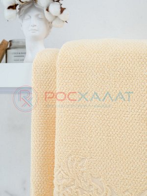 Махровое полотенце жаккардовое Вензель кремово-желтый ПМА-6599 (196)