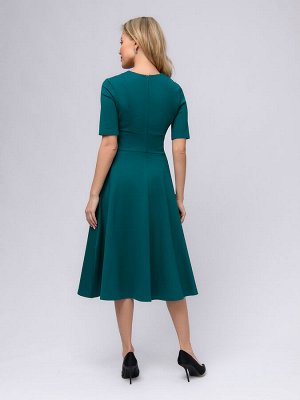 1001 Dress Платье зеленое длины миди с глубоким вырезом и рукавами 1/2