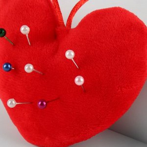 Игольница с петлёй «Сердце», 8.5x6.5x3.5 см, красная