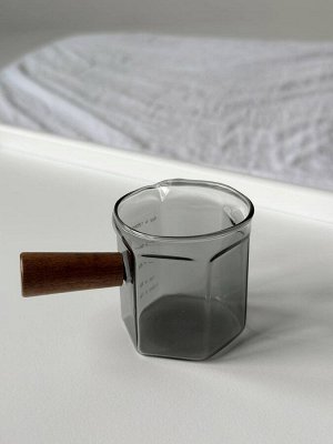 Мерный стакан стеклянный