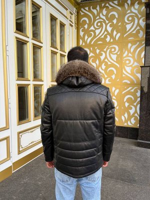 Куртка Куртка  из натуральной кожи с енотом, 75 см
Размеры 48,50,52,54,56,58,60