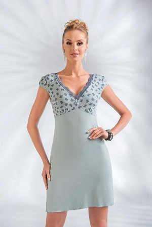 Сорочка Женская сорочка TINA, от европейского производителя Donna, выполнена из нежной вискозы. Нежное сочетание мятного цвета с тонким кружевом серого цвета создаёт очаровательный эффект. V-образный 