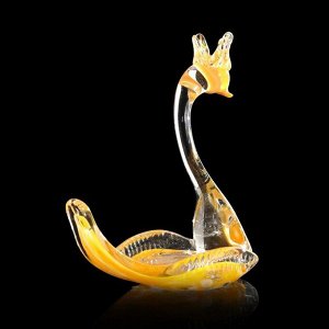Сувенир стекло в стеклокрошку "Лебедь" желтый h 110 мм