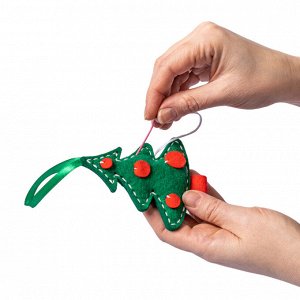 Мягкая елочная игрушка из фетра «Домик, елочка, колокольчик» своими руками