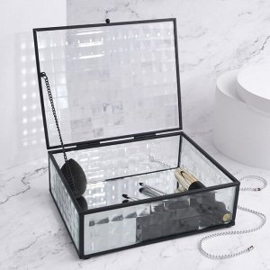 Органайзер для хранения «Square», 1 секция, с крышкой, стеклянный, с зеркальным основанием, 20 ? 16 см, цвет прозрачный/чёрный