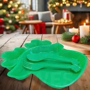 Набор новогодней пластиковой посуды / 2 тарелки, 2 ложки, 2 вилки