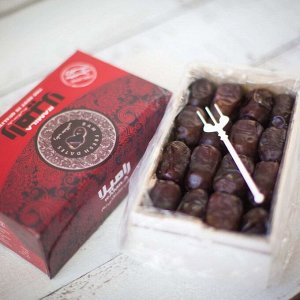 Финики Иран  мазафати в коробке