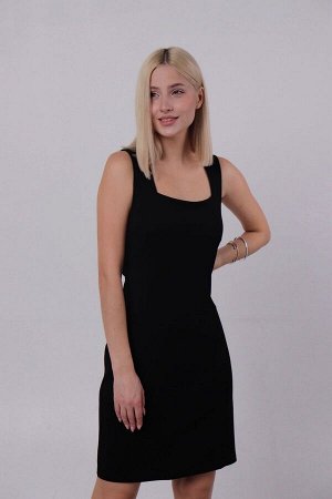 Платье с вырезом "каре" чёрное