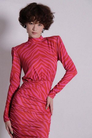 Платье розовое в стиле -х