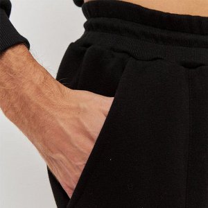 Брюки мужские спортивные теплые с начесом и накладными карманами цвет (1) Черный