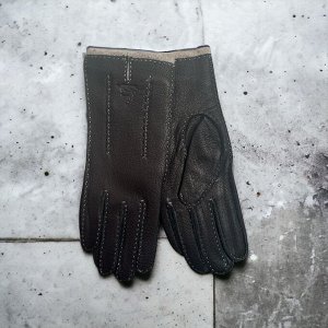 Перчатки женские цвет черный кожаные