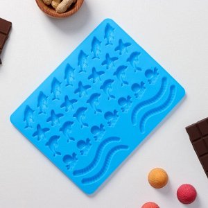 Форма для мармелада Доляна «Морские сладости», 22,3×17,2 см, 32 ячейки, цвет голубой