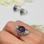 Кольцо с камнем Аметист