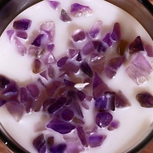 Свеча соевая «7 чакр», с кристаллами, 200 г, Сахасрара
