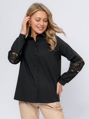 Блуза черная с кружевной вставкой на рукавах