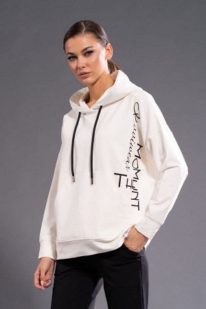 Костюм Костюм Kivviwear 4015404025 молочный 
Состав: ПЭ-24%; Хлопок-70%; Эластан-6%;
Сезон: Осень-Зима
Рост: 170

Костюм оверсайз с брюками средней посадки с карманами в боковых швах. Обработка низа 