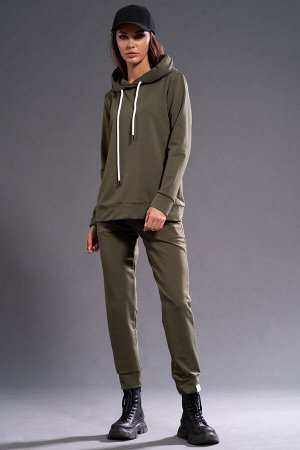 Костюм Костюм Kivviwear 3016404007 хаки 
Состав: ПЭ-24%; Хлопок-70%; Эластан-6%;
Сезон: Осень-Зима
Рост: 170

Костюм CLASSIC с брюками средней посадки с карманами в боковых швах. Худи с карманами в б