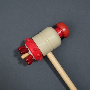 Массажёр-колотушка «Ёжик», универсальный, деревянный, 5 ? 9,5 ? 30,5 см, цвет красный/бежевый