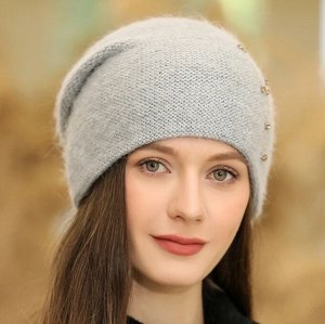 Женская вязаная шапка с добавлением кроличьей шерсти, с декором, серый