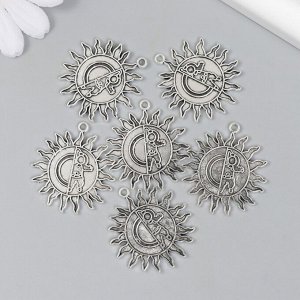 Декор для творчества металл "Солнце и космонавт" серебро 3х3,3 см