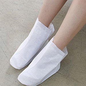 Питательная маска для ног с мочевиной в форме носочков  Petitfee Dry Essence Foot Pack