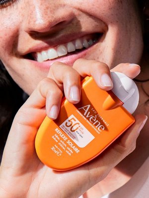 Авен Солнцезащитная компакт-эмульсия для всей семьи SPF 50+, 30 мл (Avene, Suncare)