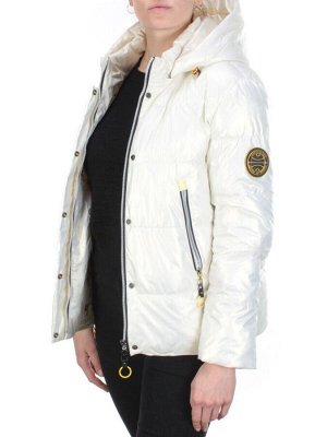 8262 WHITE Куртка демисезонная женская BAOFANI (100 гр. синтепон)