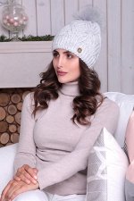 Шапка Милана с Большим цветным песцовым помпоном Серый Светлый