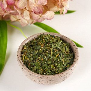 Подарочный набор «С 8 марта»: чай травяной 20 г., бальзам травяной 100 мл.